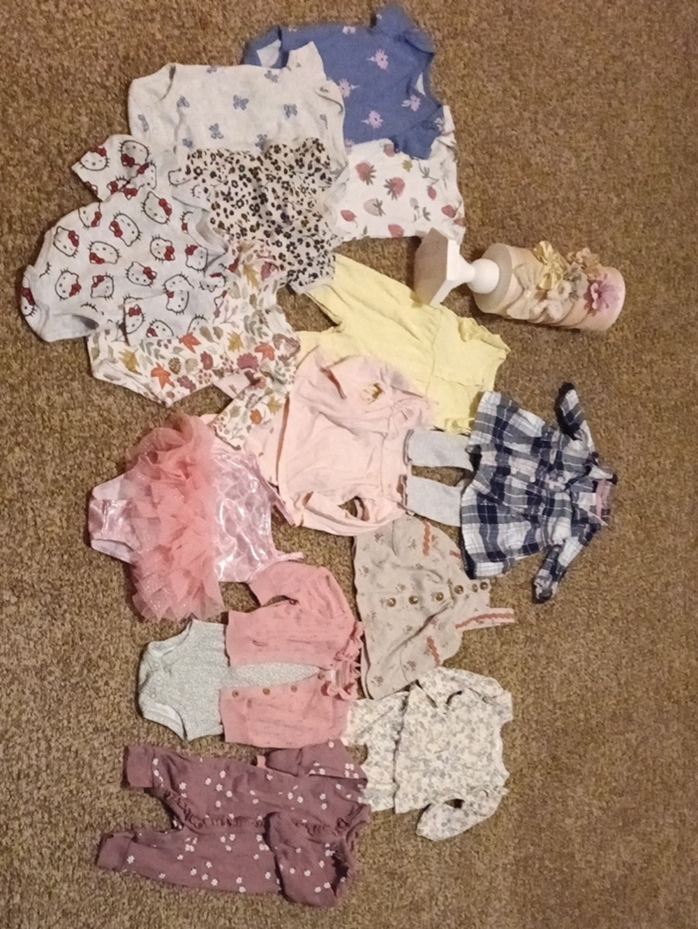 Like New 0-3 Adorable Baby Girl Bundle